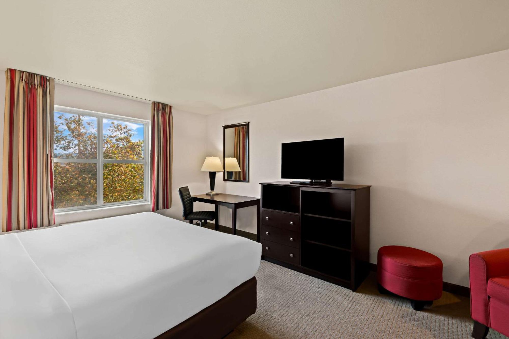Comfort Inn & Suites Creswell Екстер'єр фото