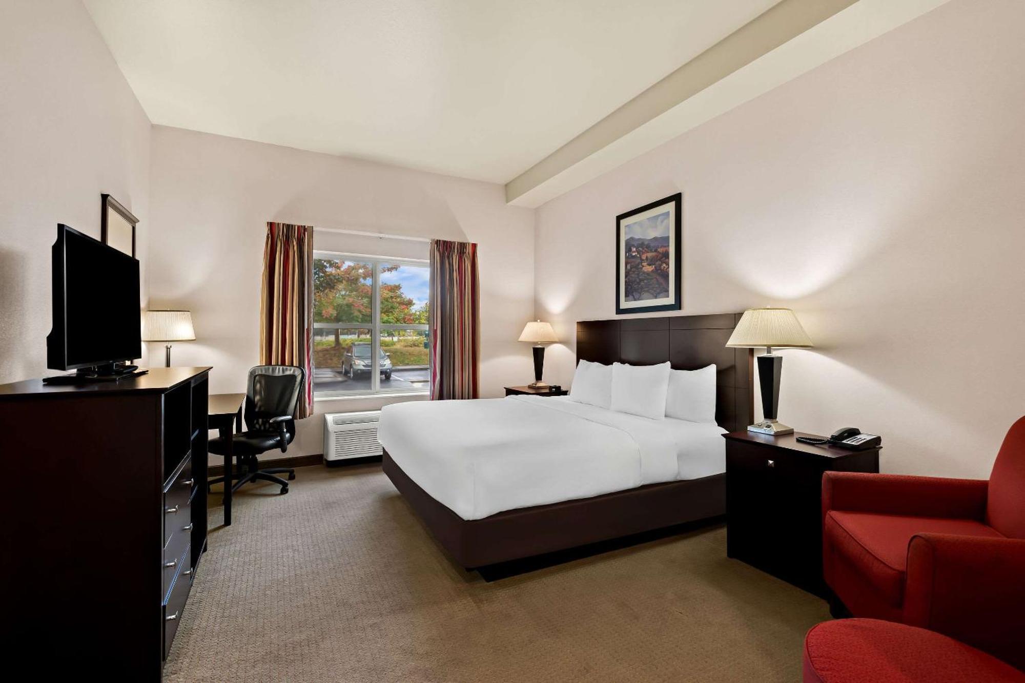 Comfort Inn & Suites Creswell Екстер'єр фото